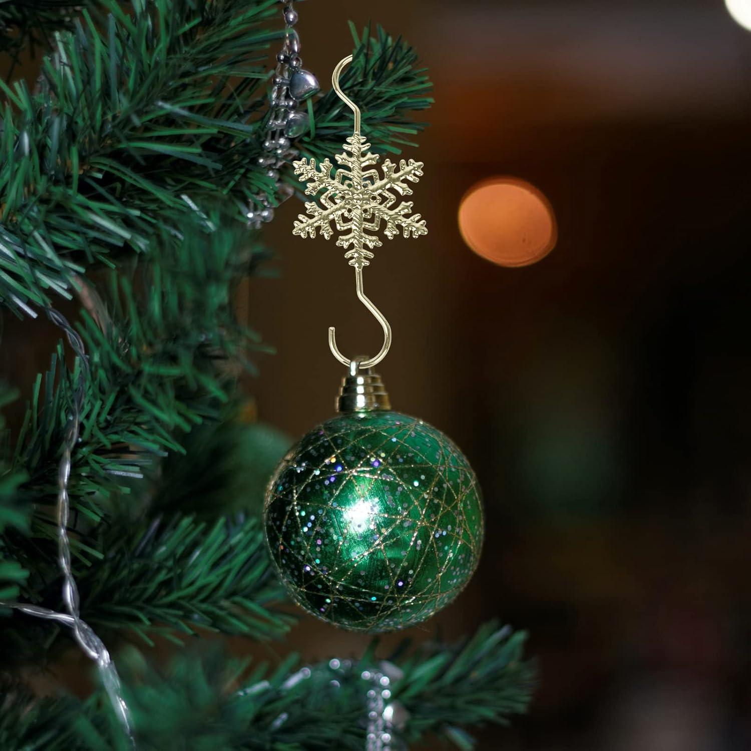 🏆2025 Christmas Hot Sale⚡Christmas S-Hooks - Metal Hanging Hooks with Snowflake Charms for Ornaments, Garland (20pcs)