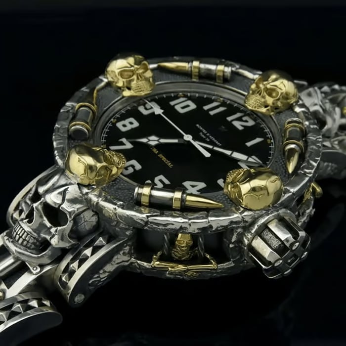 🔥Mysterious Forbidden Bullet Skull Wrist Watch