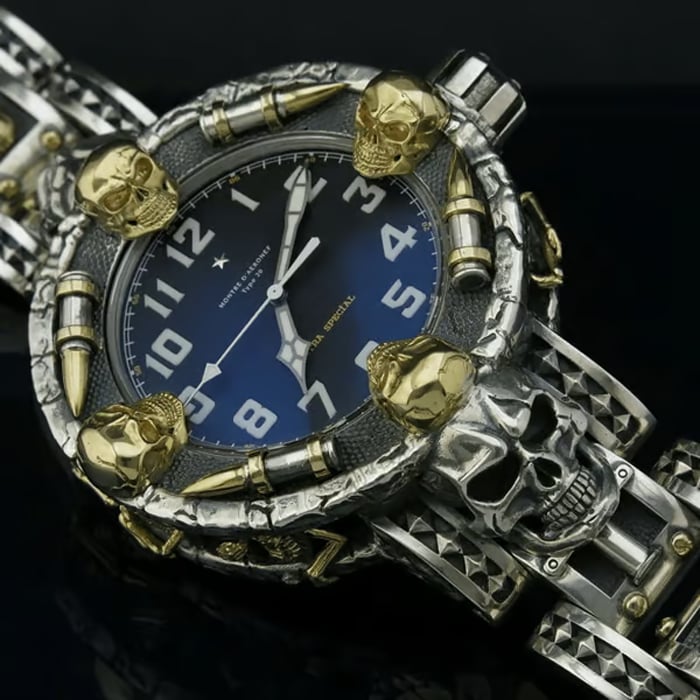 🔥Mysterious Forbidden Bullet Skull Wrist Watch