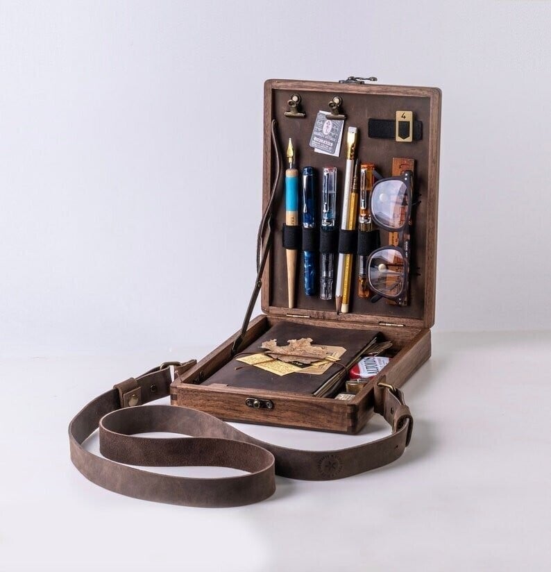 🎁Writers Messenger Wood Box A5